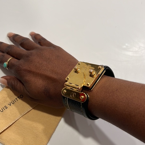 Authentic Louis Vuitton Koala bracelet - Picture 4 of 7